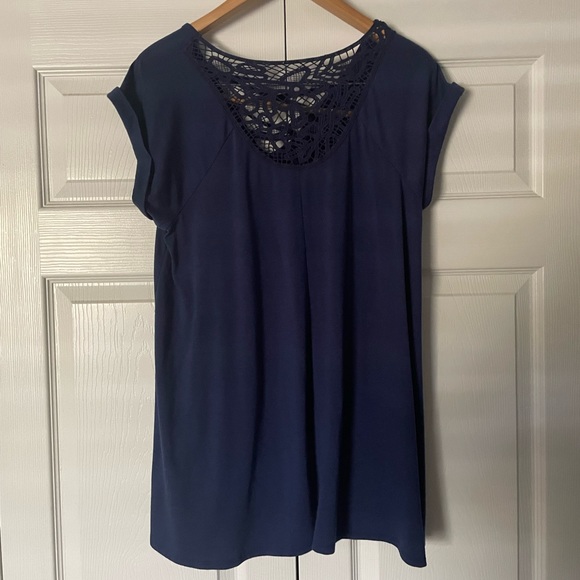 Set of No Boundaries Tops - Picture 9 of 10